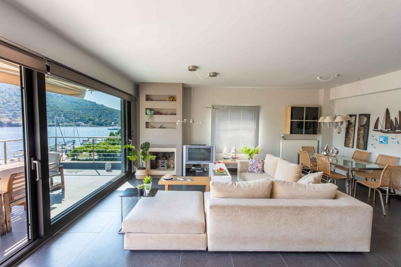 ANASSA PORTO KOUFO Sea front suites Porto Koufo Exterior foto