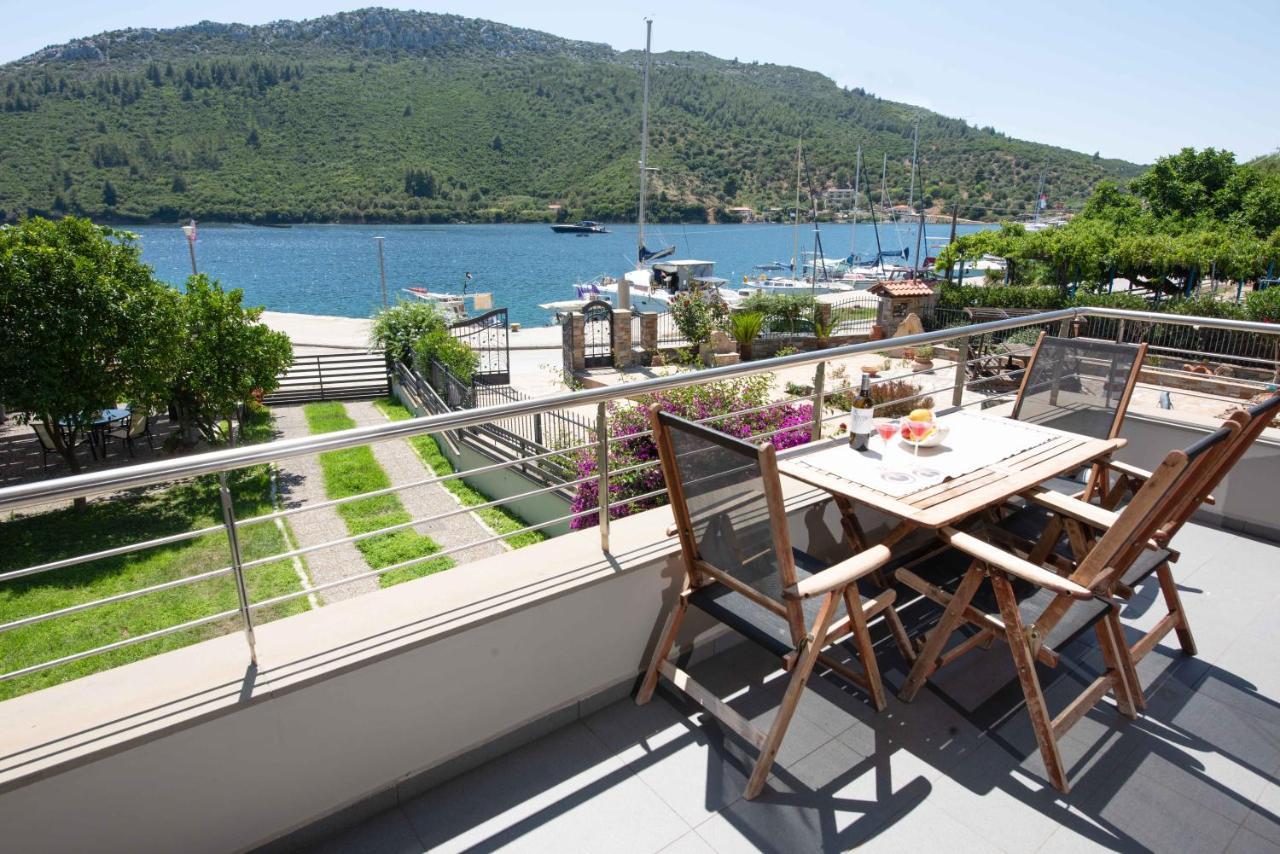 ANASSA PORTO KOUFO Sea front suites Porto Koufo Exterior foto